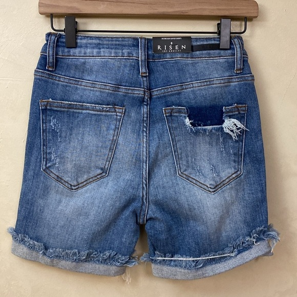 New! Risen Distressed Cuffed Jean Shorts - Picture 3 of 7